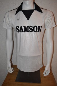 1977-Spielertrikot-vorne