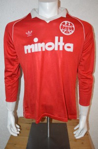 1980_-_1981_Matchworn_Bruno_Pezzey_Home_Nr._5__Adidas_langarm_vorn