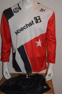 1990_-_1991_Matchworn_Dieter_Eckstein_Spielertrikot_mit_Hose__Langarm_vorn