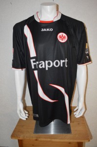 2009_-_2010_Matchworn_Alex_Meier_Auswaertstrikot_vorn