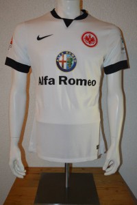 2014 - 2015 Spielertrikot Matchworn Makoto Hasebe Away