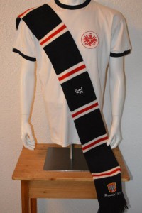 Eintracht Frankfurt Fanschal Wolle schwarz-weiß-rot