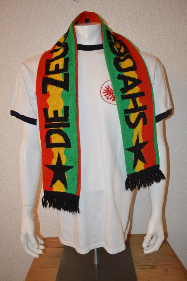 Zeugen Yeboah Schal 2