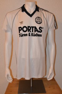 1984-85 Spielertrikot Matchworn Thomas Berthold Away