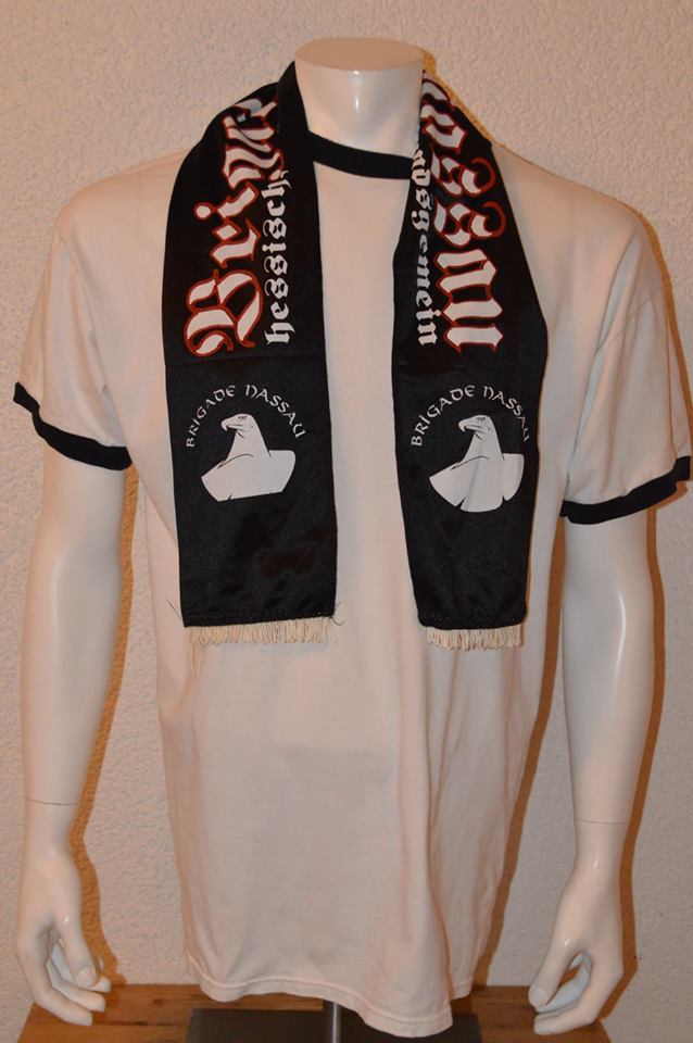 Ultras Frankfurt UF97 Seidenschal Brigade Nassau Hals