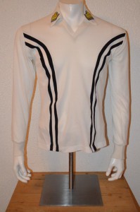 1976-1977 Spielertrikot Matchworn Karl-Heinz Körbel